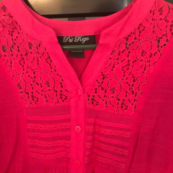 Hot pink blouse - Picture 3 of 4